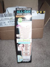 Considering the product was for evening skin tones, I am surprised at how shiney all the packaging is.