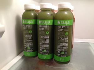 Fiji is your midafternoon island get away. Sweet, Salty & Gingery. Ingredients: 2 apples, 6 celery stalks, ½ of a cucumber, a handful of spinach, 3 collard greens, 3 kale leaves, a squeeze of lemon and a hint of ginger